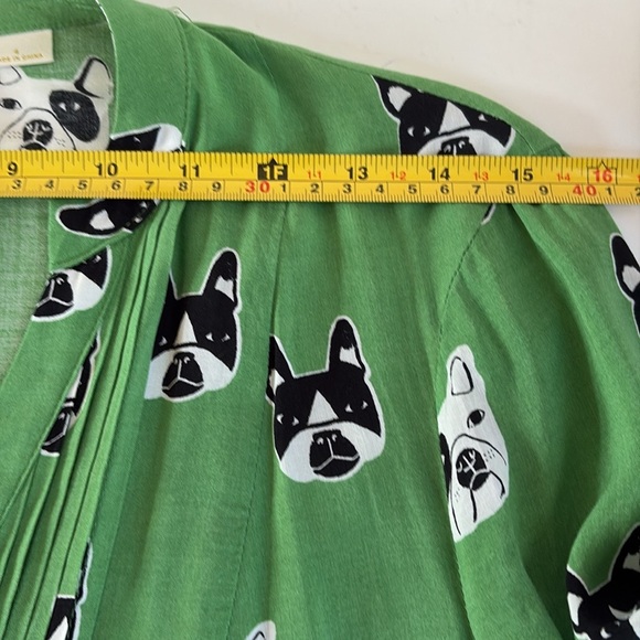 Maeve Anthropologie green composed pin-tuck button down Frenchie Bulldog shirt - Picture 15 of 16